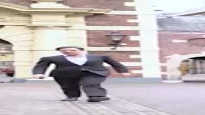 Rutte onderweg naar het werk.