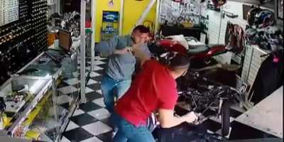 Fighting for his life- gun vs fists! Wait wha&hellip;??