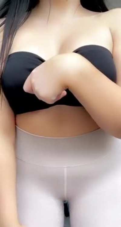 What do you think of my perky titties? 😏😏