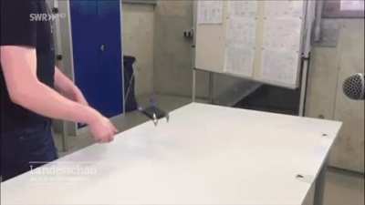 Engineering Student Designs a "Mobile Airbag" that Deploys When your Device is Dropped