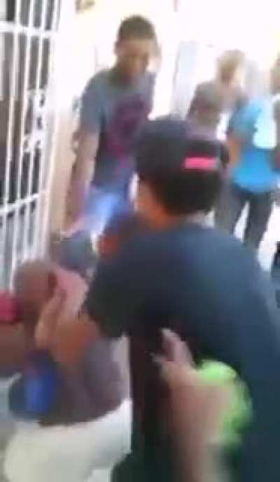 Peso pena, d&aacute; pena.