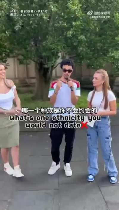 想和白妈妈<wbr>做爱的劣等<wbr>哥布林认清<wbr>一下现实，<wbr>你们这些废<wbr>物连白妈的<wbr>逼毛都碰不<wbr>到