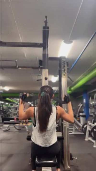 Ylona Garcia