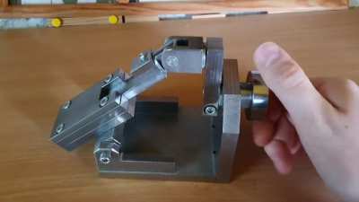 Build a "Schwingschieber" at work a few years ago. Still my favorite build.