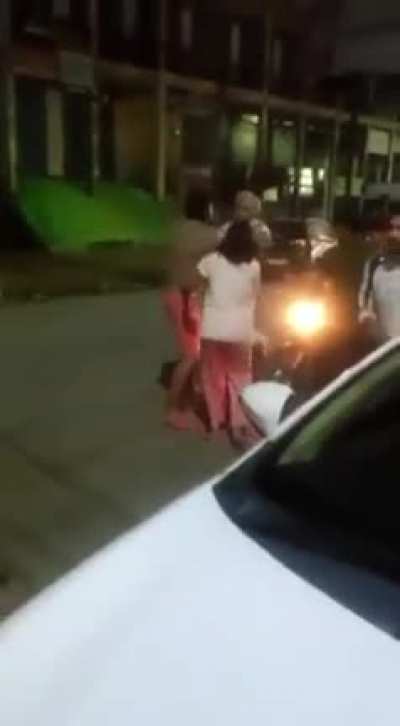 Man gets shot after getting drunk and messing with the police, India.