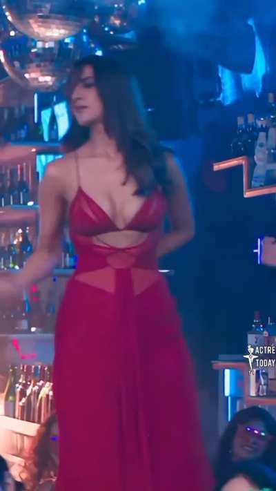 Vaani Kapoor 