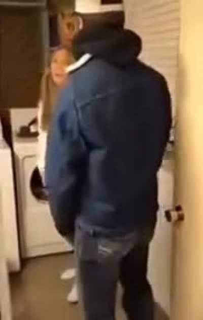 Oh no, I&rsquo;m stuck, step bro come help me