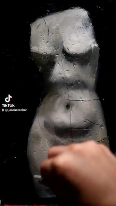 Inside of an Oil Painting Women Sculpture