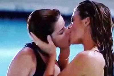 Neve Campbell &amp;amp; Denise Richards