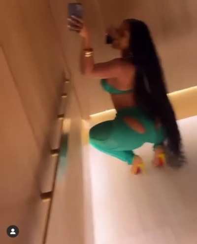 Bahama booty 🍑