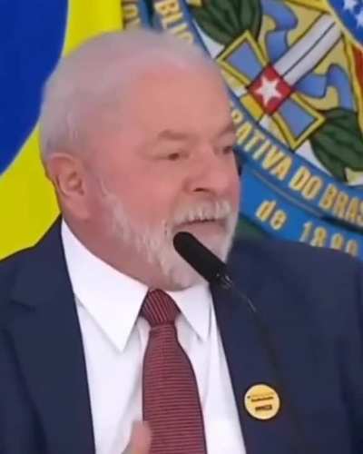 Acho que ele nunca apertou o bolinha 