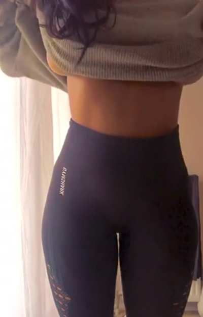 Peek a boob 🙈