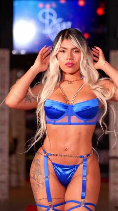 &Lambda;ｉｇｉｌ Ｔｏｒｒｅｓ