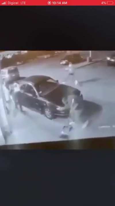 Well known gang member of FBG “Cantgetright” shooting video (RIP)