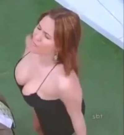 L&iacute;via Andrade