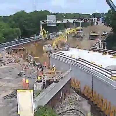 Building a tunnel under a highway in one weekend in the Netherlands