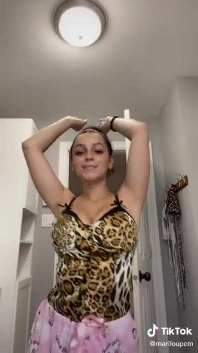 Sexxxy little thing