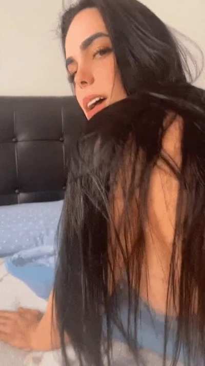 Huge Ass🍑😱
