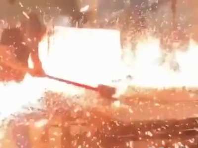 What Gimli thought he&rsquo;d do to the ring...