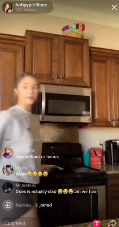 @babyygirllfinee