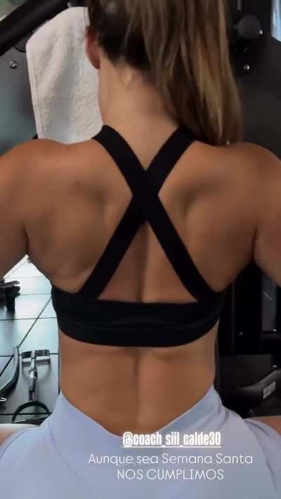 Como se parten esas nalgas