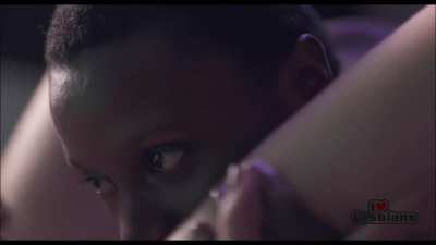 Marjorie Estiano & Isabel Zuaa (Good Manners - Scene #2)