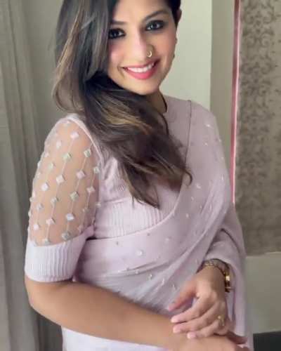 Roshni Vineeth 🤤