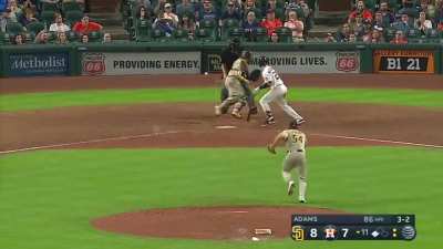 [Highlight] Astros tie it in the 11th on a wild pitch