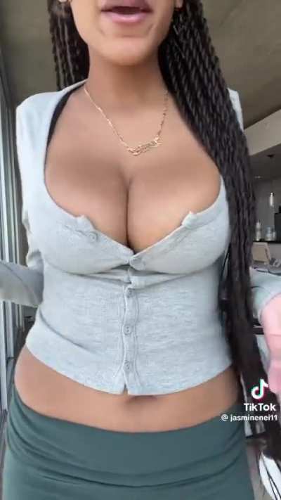 @jasminenei11