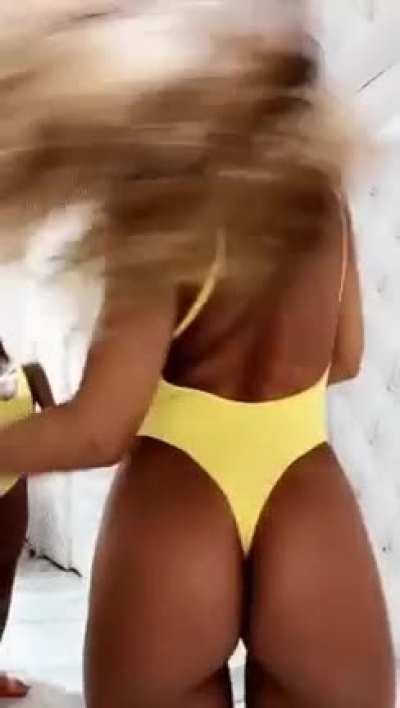 Sommer Ray