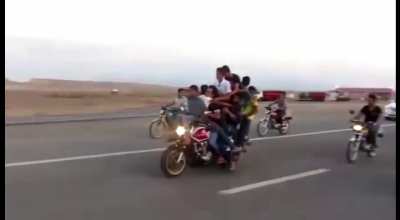 10 Indians, 1 bike