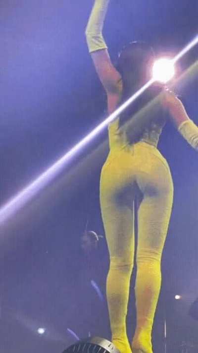 Goddess 💚💛