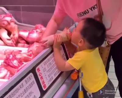 Damn, this meat is juicy