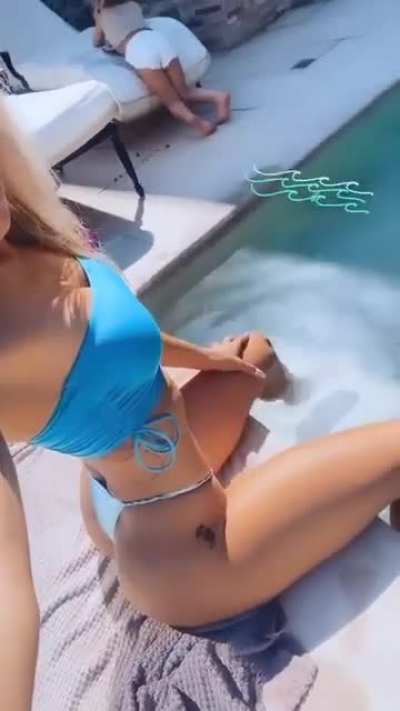 😍