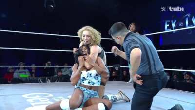 Tonight On WWE Evolve: Nikkita Lyons &amp;amp; Arianna Grace vs Layla Diggs &amp;amp; Masyn Holiday