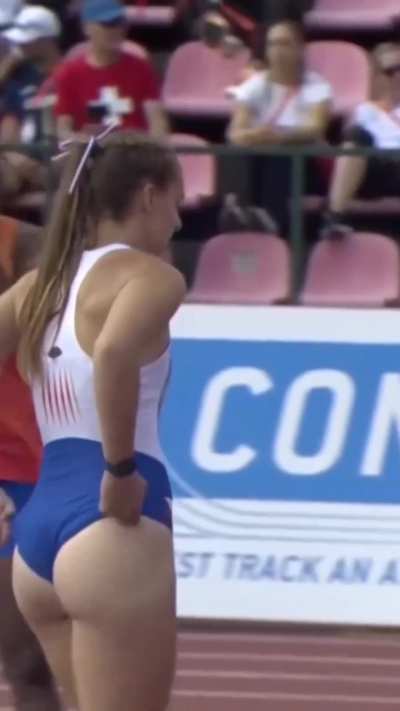 Nicole Krutilov&aacute; Czech Pole Vaulter