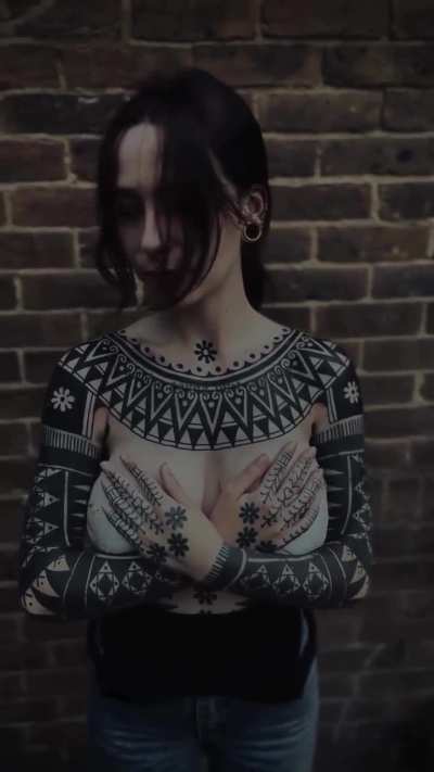 Black tattoo artwork &copy; Francesco Capro from Brighton. England.