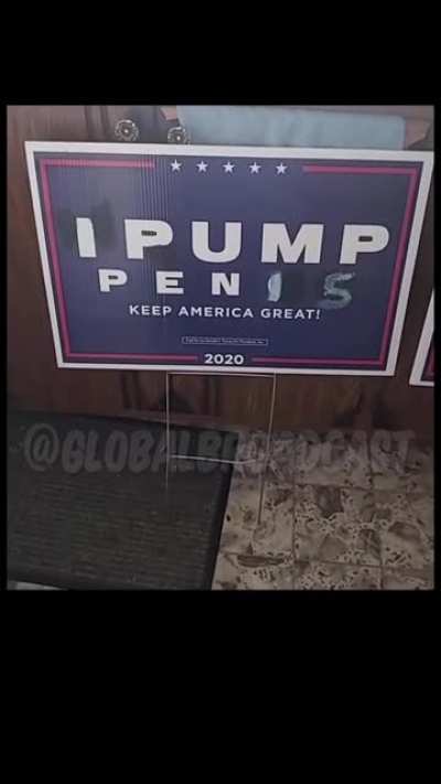 Hilarious Trump signs