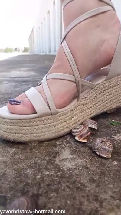Crush snails