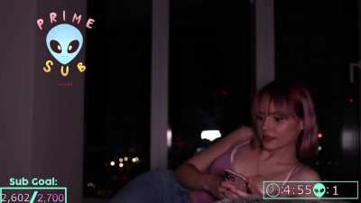 nice talia cleavage