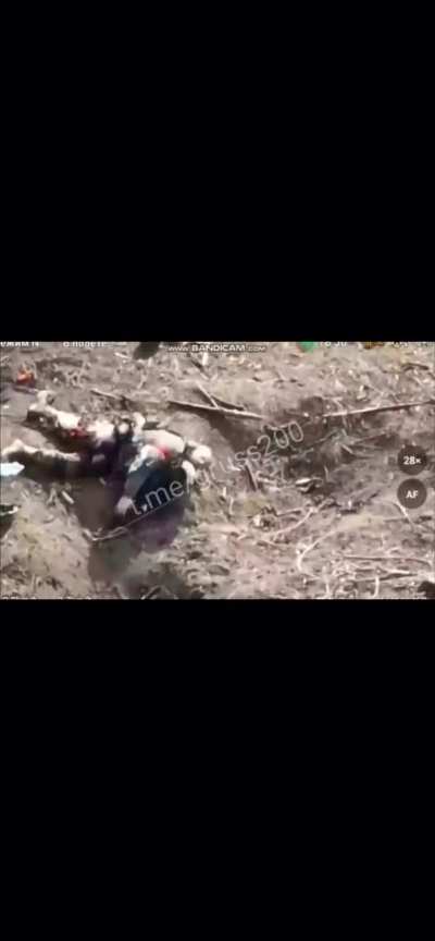 Wounded Russian soldier takes easy way out