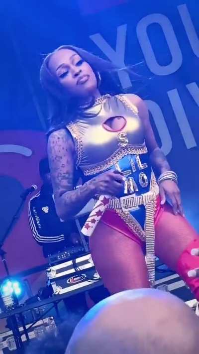 Lil Mo