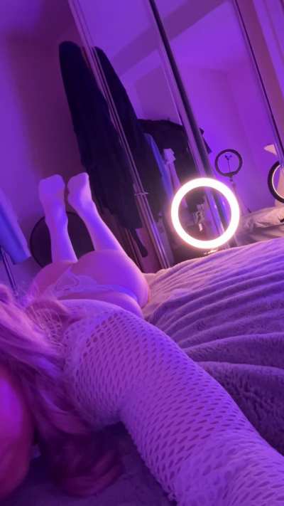 Are you into petite young sissies?🥺👉🏻👈🏻