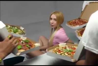 Comerciales vrgas jajja
