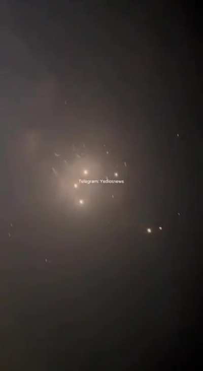 
Another video of interceptions by the Israeli defense system over Israeli territory.