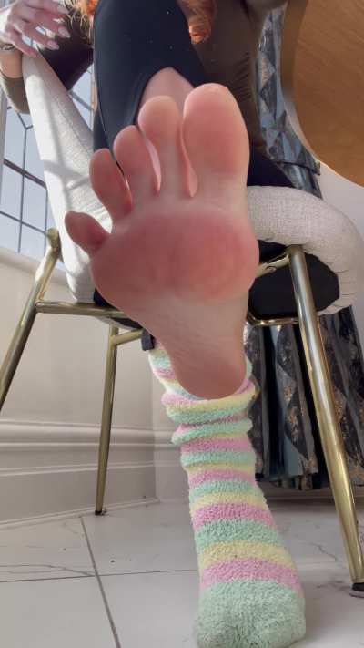 Thinking of sending this fuzzy pair to someone 😏🧦