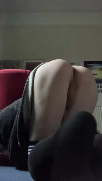 Just another day of having no one to rail my cute butt. What do I have to do