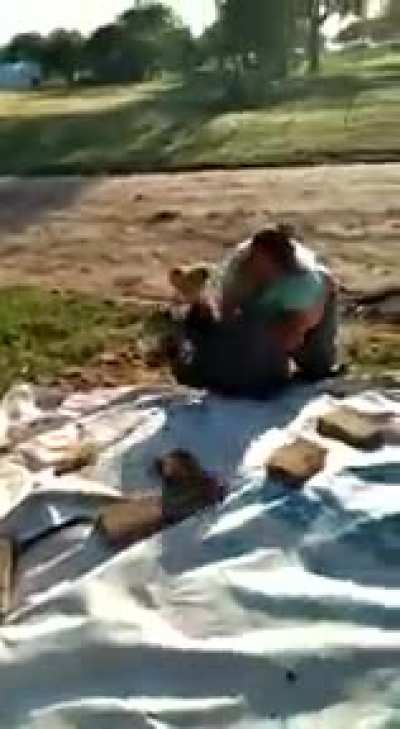 Woman knocks out man with vicious ground and pound.