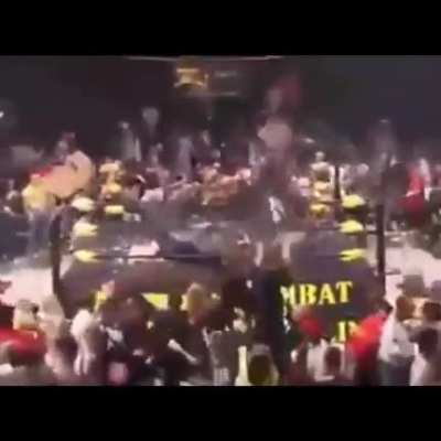 That&rsquo;s a lot of fuckin chairs lol