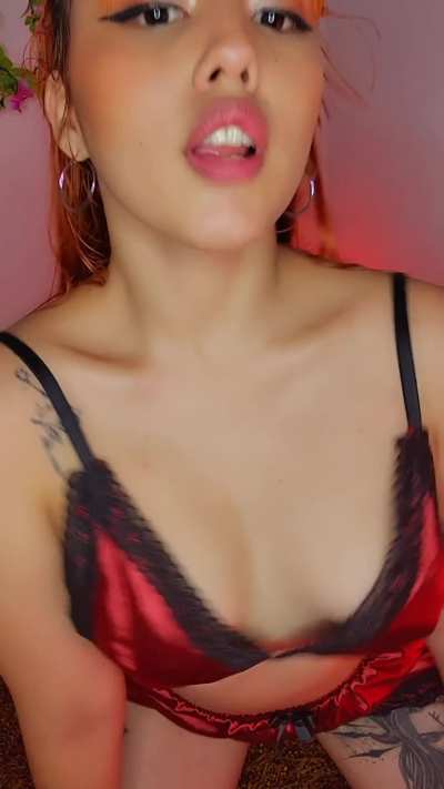 Would you creampie a latina girl like me?